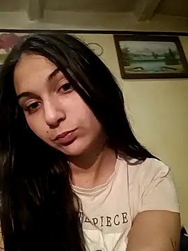 amira1348 online show from May 4, 2026, 7:54 pm