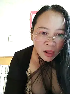 lymm78 online show from May 10, 2026, 12:27 am