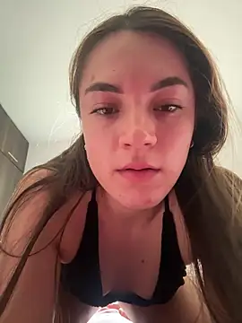  EmmaDavis  online show from July 1, 2026, 9:36 pm