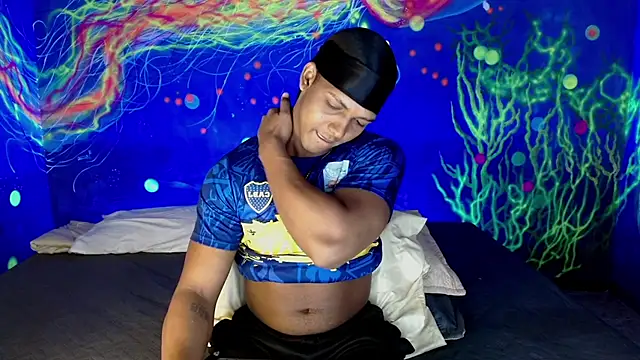 zoriel bigcock online show from June 9, 2026, 12:33 am