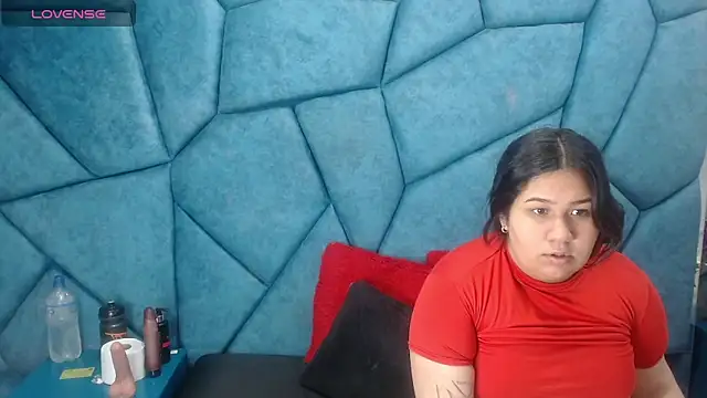 Snapshot of Rachel_Swetty2 chatting on May 14, 2026, 1:40 pm Rachel Swetty2 online show from May 14, 2026, 1:40 pm