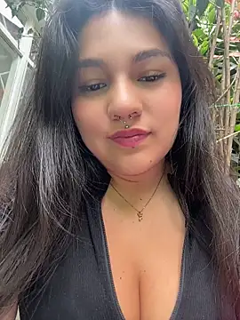 Snapshot of emily_gv1 chatting on June 18, 2026, 4:00 pm emily gv1 online show from June 18, 2026, 4:00 pm