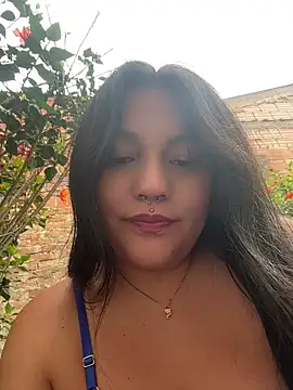 Snapshot of emily_gv1 chatting on June 27, 2026, 4:34 pm emily gv1 online show from June 27, 2026, 4:34 pm