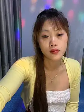Snapshot of Ly-sexyy chatting on April 22, 2026, 5:14 pm Ly-sexyy online show from April 22, 2026, 5:14 pm