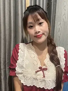 Snapshot of Ly-sexyy chatting on May 5, 2026, 4:15 pm Ly-sexyy online show from May 5, 2026, 4:15 pm