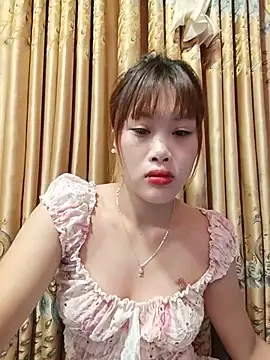 Snapshot of Ly-sexyy chatting on July 21, 2026, 10:45 pm Ly-sexyy online show from July 21, 2026, 10:45 pm