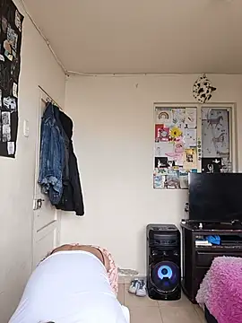 evafuckasd online show from June 24, 2026, 12:37 pm
