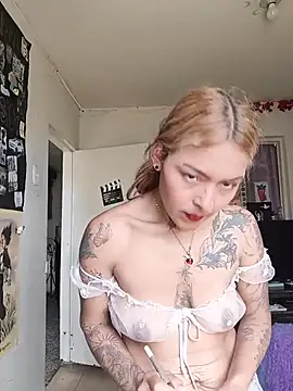 evafuckasd online show from July 27, 2026, 7:21 pm