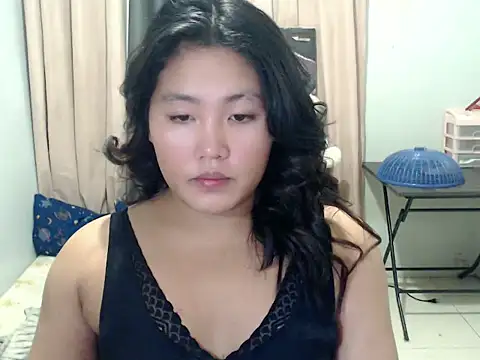 Snapshot of YourBaby_Eva chatting on June 27, 2026, 5:56 am YourBaby Eva online show from June 27, 2026, 5:56 am