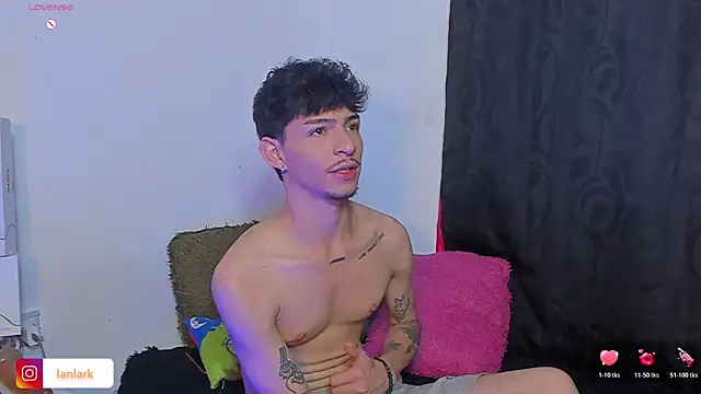  IanLark online show from July 18, 2026, 4:49 am