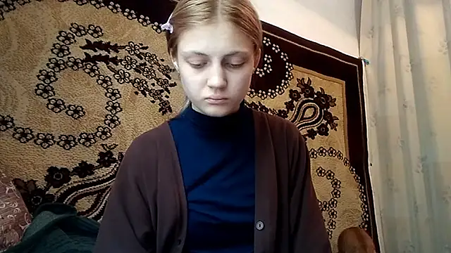 LunaLaday online show from May 26, 2026, 4:19 am