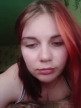 LoisFox online show from May 8, 2026, 2:17 am