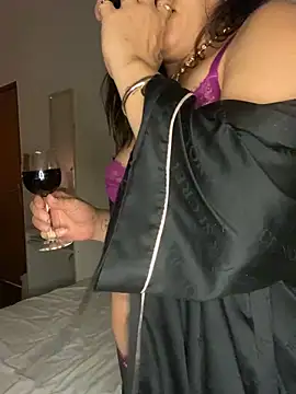 SabrinaDVD online show from April 28, 2026, 10:04 pm