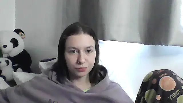 JuicyErika online show from April 27, 2026, 5:00 pm