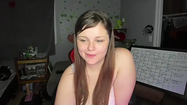 DelilaFields2 online show from June 3, 2026, 3:42 am