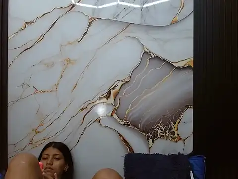 AndreaSerpa online show from July 11, 2026, 8:33 pm