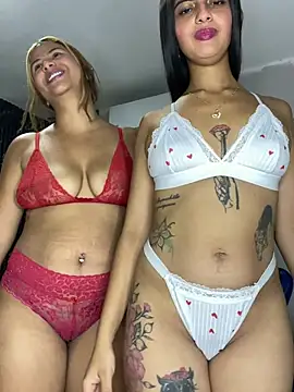ValentinaLux Oficiall online show from July 25, 2026, 7:33 pm