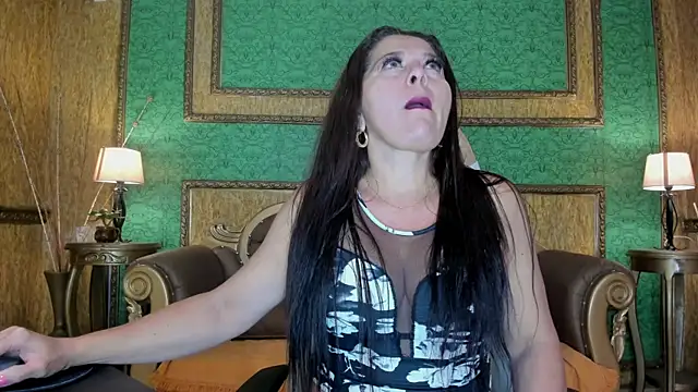Agata Jade online show from July 15, 2026, 12:10 pm