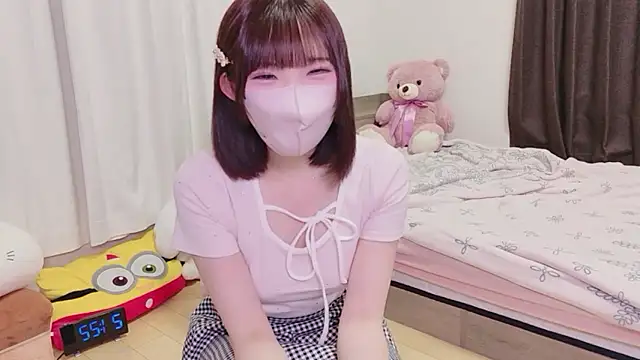 hiyo0001 online show from May 9, 2026, 12:21 pm