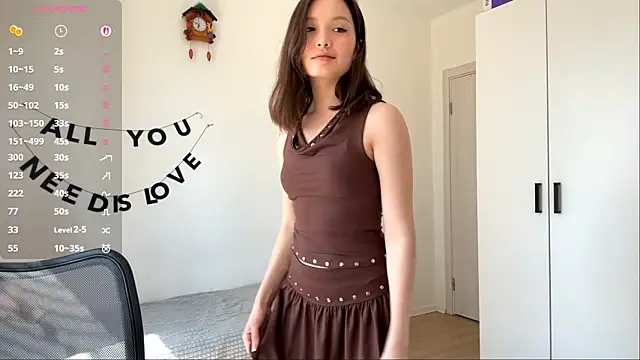 RochelTrewhitt online show from May 19, 2026, 11:27 am
