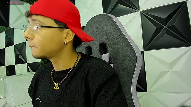 jbarto  online show from May 14, 2026, 12:56 pm