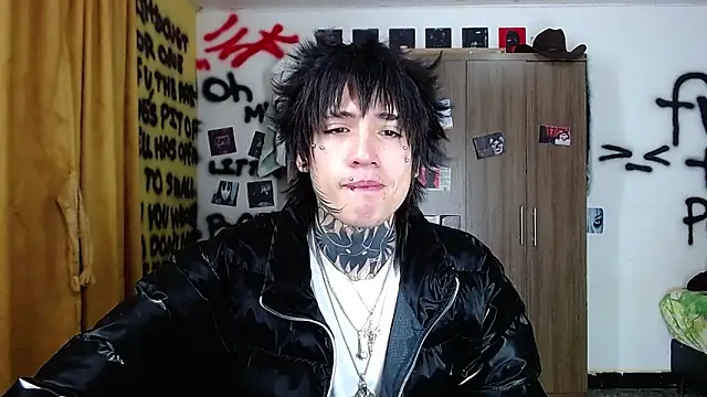 Snapshot of Ryoko_vishnu chatting on June 14, 2026, 11:18 pm Ryoko vishnu online show from June 14, 2026, 11:18 pm