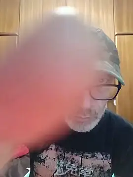 Snapshot of juicecumblast chatting on May 13, 2026, 2:47 pm juicecumblast online show from May 13, 2026, 2:47 pm