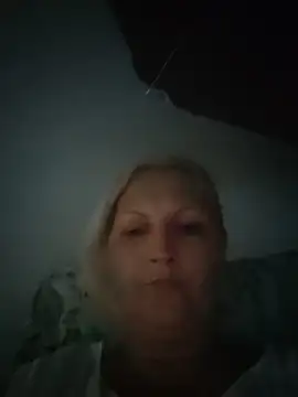 Snapshot of Divineblond chatting on July 11, 2026, 7:38 pm Divineblond online show from July 11, 2026, 7:38 pm