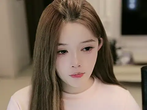 azi666523 online show from April 23, 2026, 10:36 am