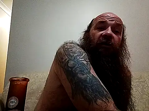 duzzarulz421 online show from June 18, 2026, 1:26 pm