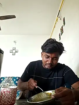 Gujju here online show from May 6, 2026, 2:29 am