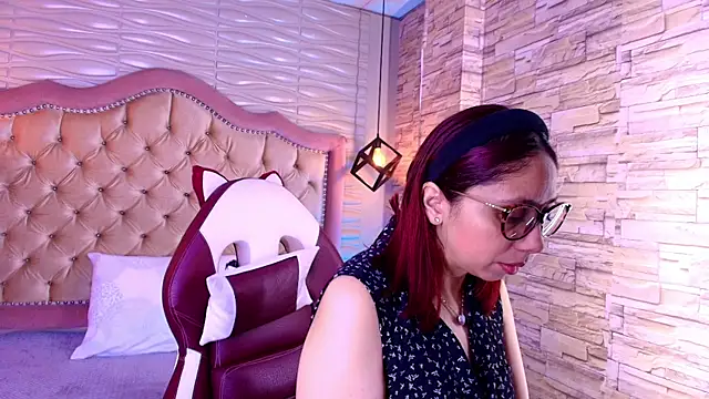 Snapshot of stephaniesun_ chatting on July 16, 2026, 12:44 pm stephaniesun online show from July 16, 2026, 12:44 pm