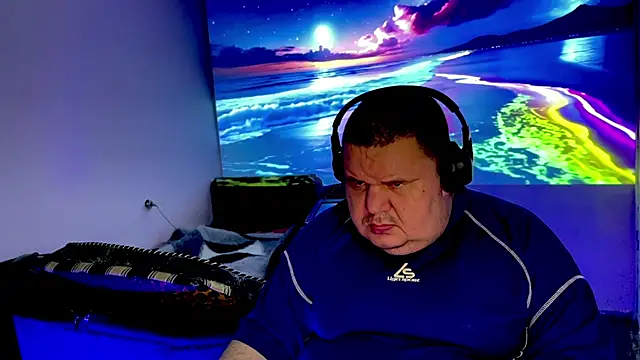 chubby daddy online show from April 28, 2026, 11:10 pm