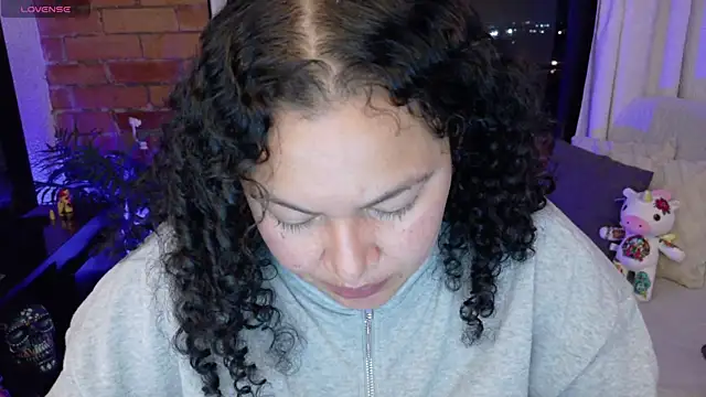 Snapshot of MissBronte chatting on June 25, 2026, 5:12 am MissBronte online show from June 25, 2026, 5:12 am