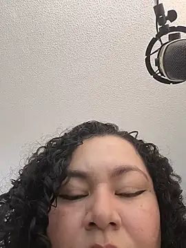 Snapshot of MissBronte chatting on July 18, 2026, 4:33 pm MissBronte online show from July 18, 2026, 4:33 pm