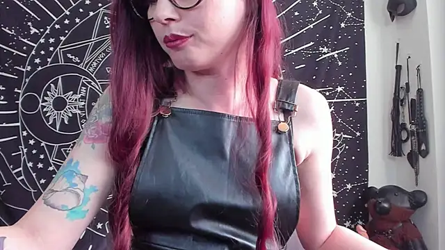 Snapshot of Rebekah_vonKat chatting on April 28, 2026, 1:38 pm Rebekah vonKat online show from April 28, 2026, 1:38 pm