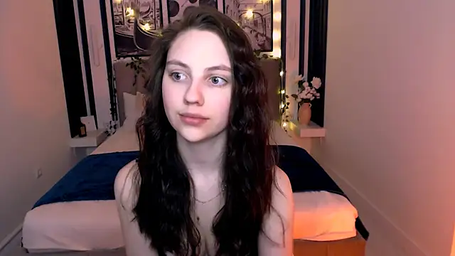  AliceWells online show from April 29, 2026, 6:06 am