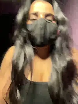 itssofi20 online show from April 25, 2026, 6:27 pm