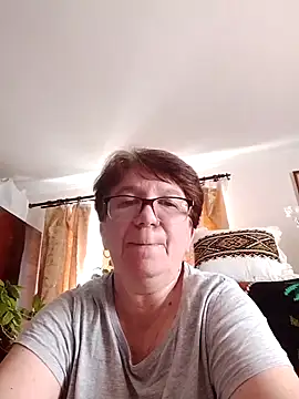 Snapshot of KetQueen101 chatting on May 11, 2026, 2:34 pm KetQueen101 online show from May 11, 2026, 2:34 pm