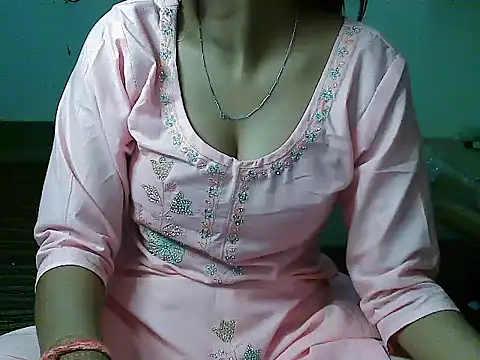ur sassypriya online show from May 5, 2026, 10:56 am