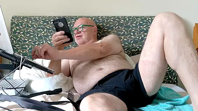 Snapshot of KinkCentral chatting on June 30, 2026, 9:10 am KinkCentral online show from June 30, 2026, 9:10 am