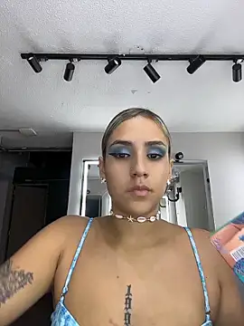 GabrielaPortmans online show from May 19, 2026, 1:56 am