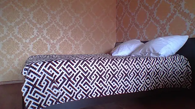 Snapshot of Softy_Aura_ chatting on June 15, 2026, 10:50 am Softy Aura online show from June 15, 2026, 10:50 am