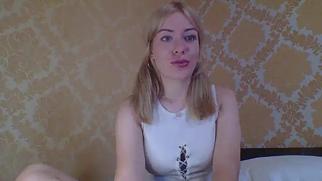 Softy Aura  online show from July 9, 2026, 2:21 pm