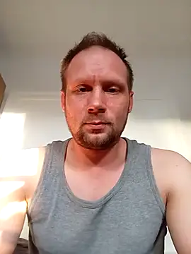 FlirtFehler404 online show from April 23, 2026, 5:59 pm