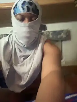RedSkiiVibezz online show from May 11, 2026, 10:54 am