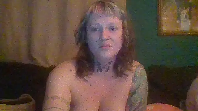 RosieSwitchBitch online show from May 9, 2026, 3:01 am