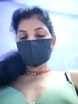 RUHI 1143 online show from June 4, 2026, 7:53 pm