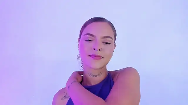 Caroline420  online show from June 5, 2026, 1:01 am