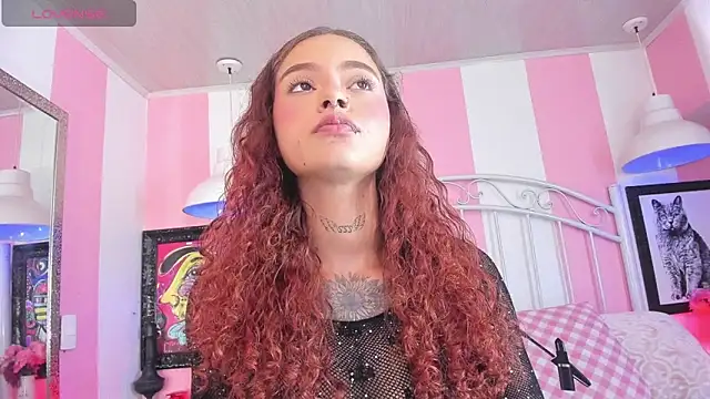 Caroline420  online show from June 13, 2026, 2:26 pm